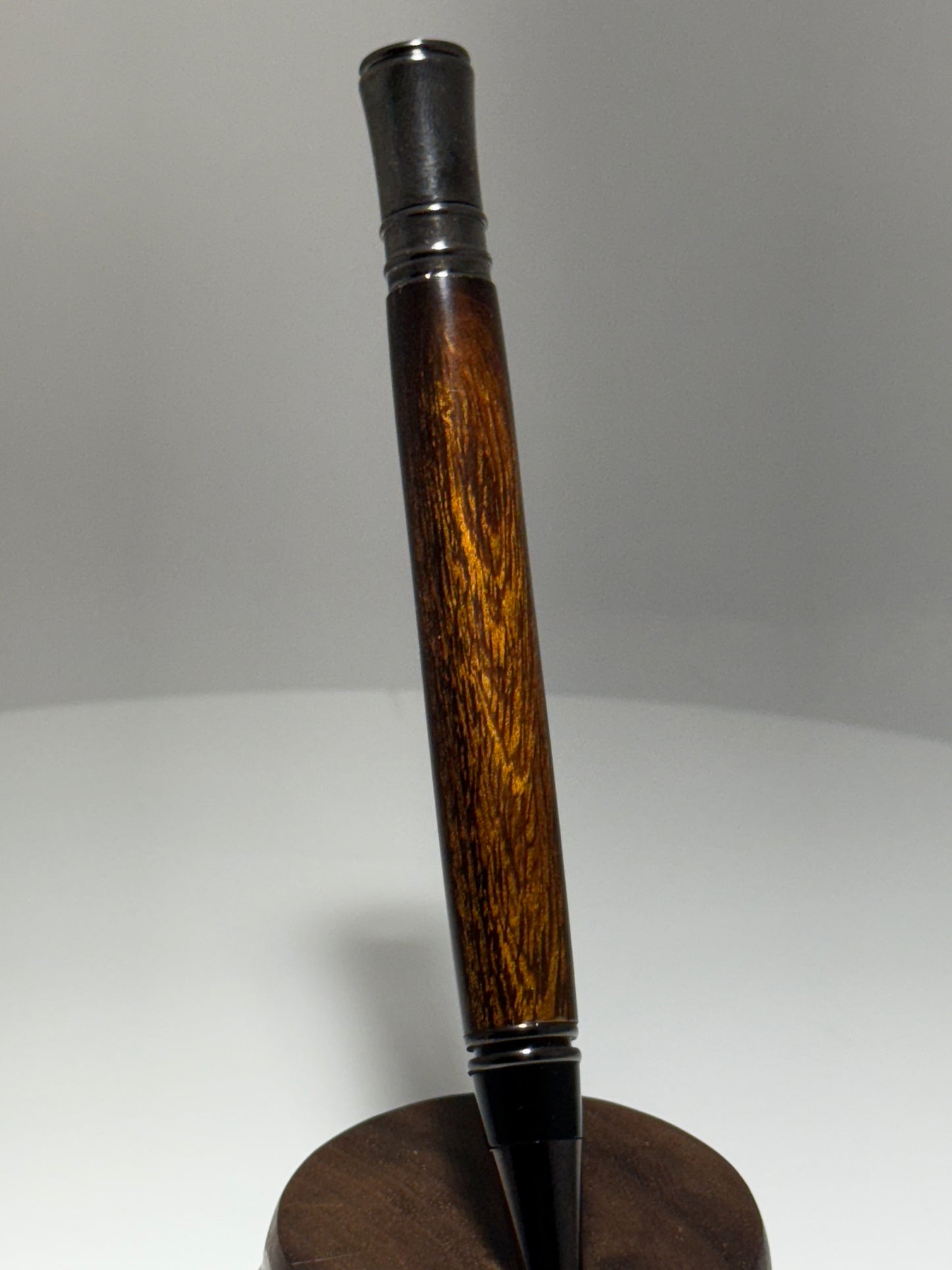 Ironwood Executive style twist pen w/Gunstock trim
