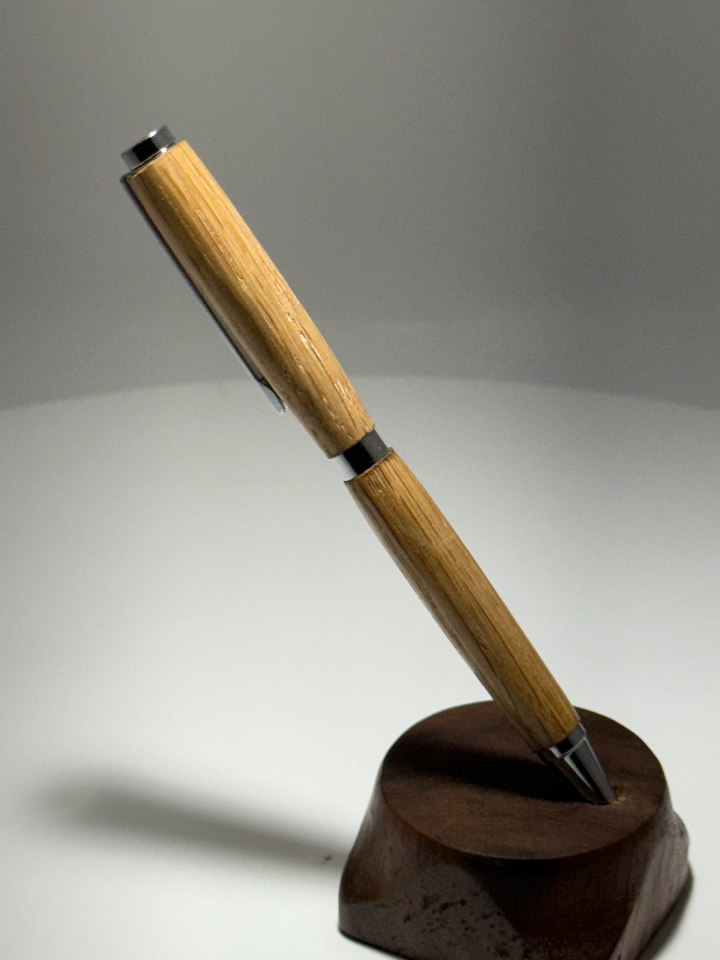 Red Oak slimline style twist pen w/ silver trim