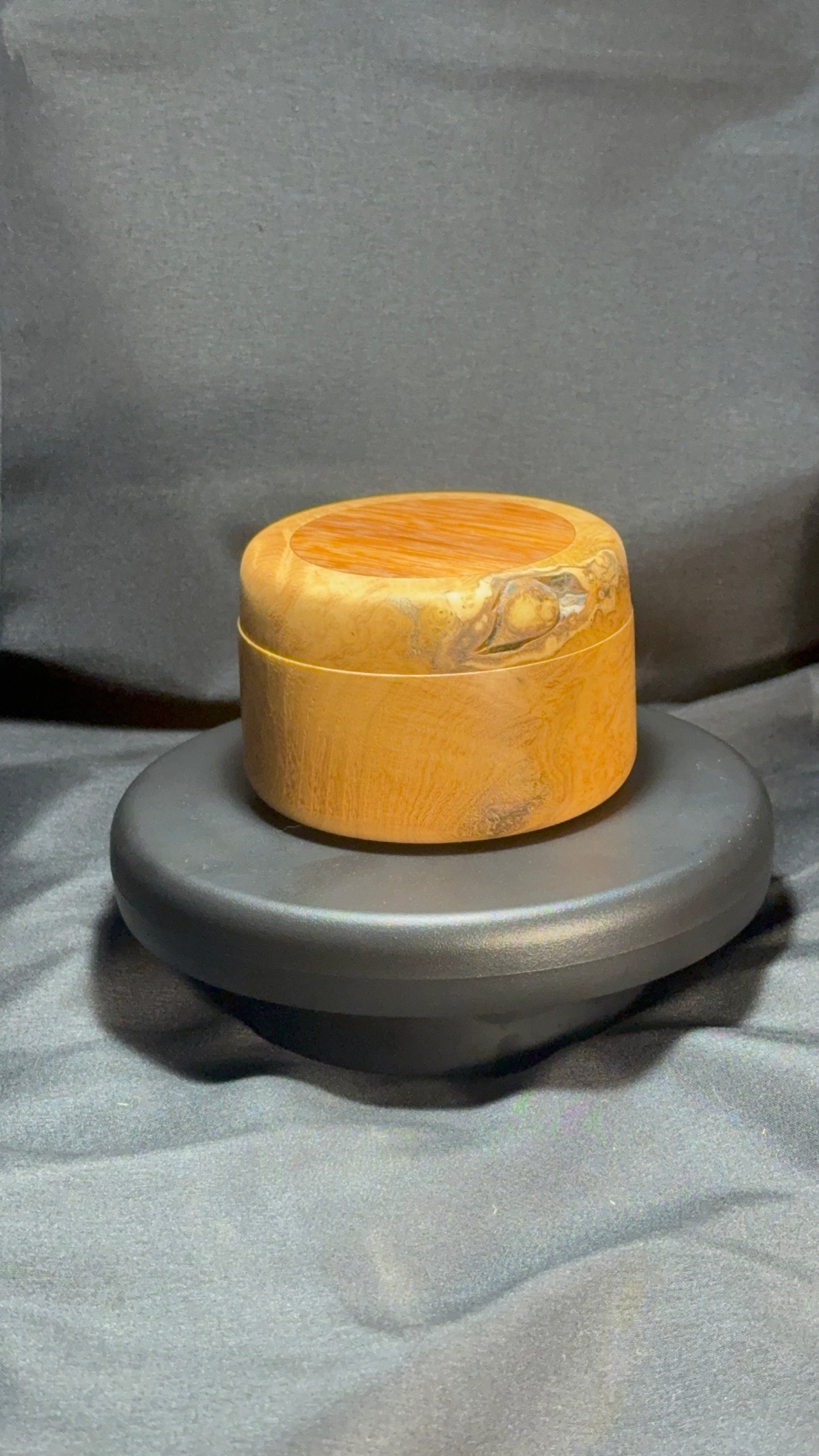 3” Figured Oak Burl pinch pot w/Mahogany inlay