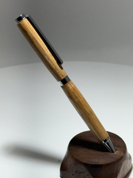 Red Oak slimline style twist pen w/ silver trim