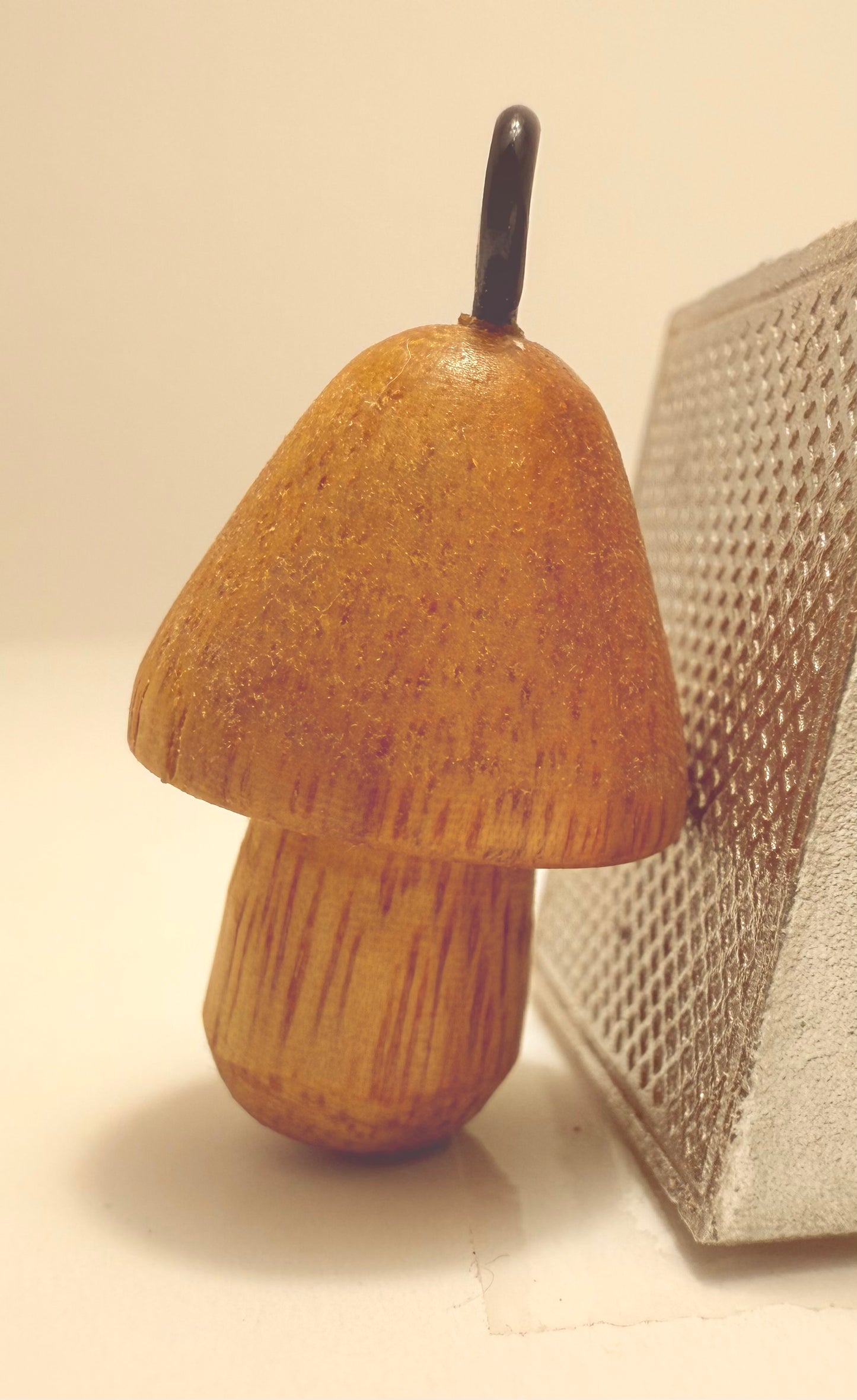 Canarywood Mushroom Pendant Sm1